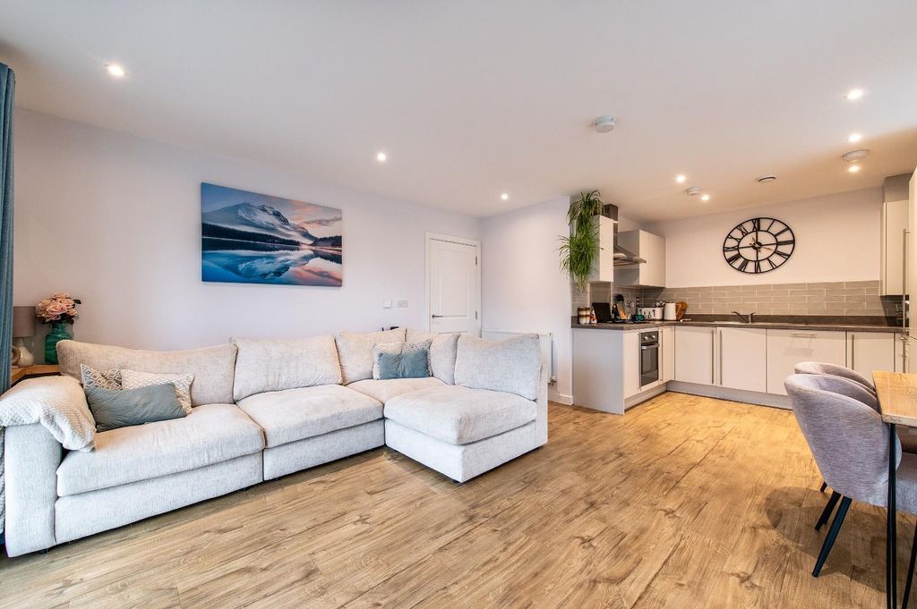 Property photo 2 of 15 Living Room