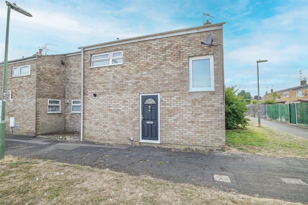 Property photo 1 of 11