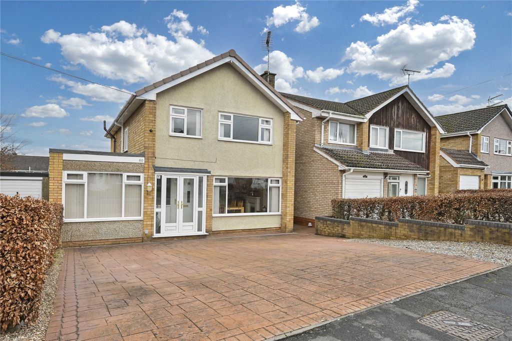 Property photo 1 of 27 Picture No. 21