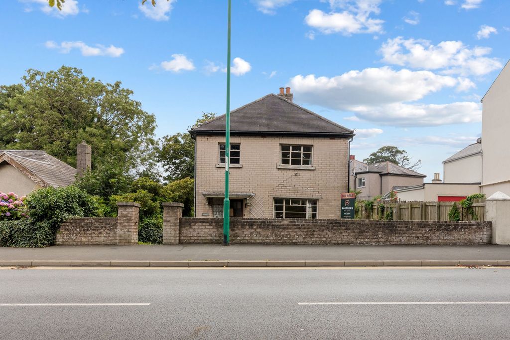 Property photo 1 of 19