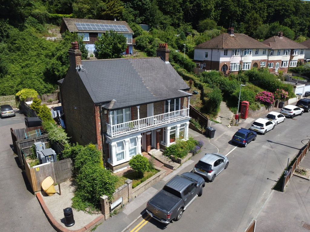 Property photo 1 of 38