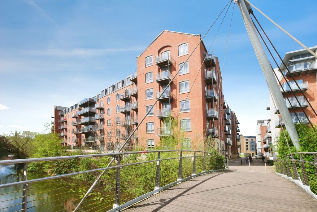 Property photo 1 of 12 Front