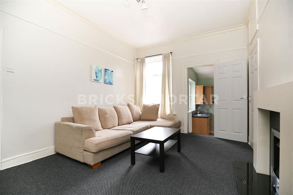 Property photo 1 of 8 Qgkfx8Lbs8Paqmjqxgzd-2Jyzuw.Jpg