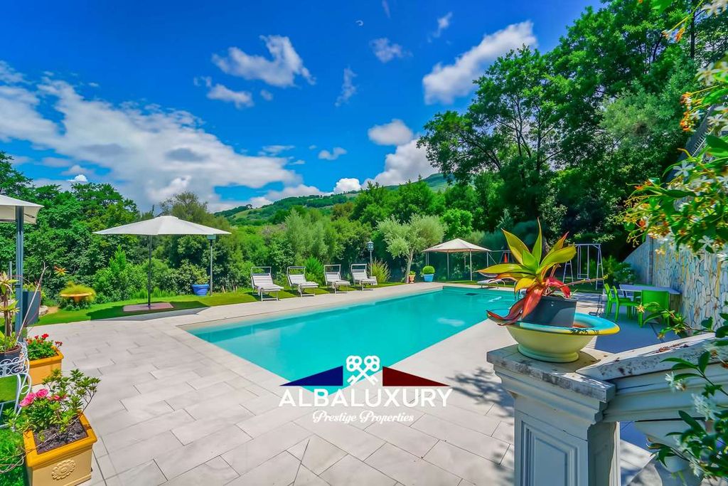 Property photo 3 of 38