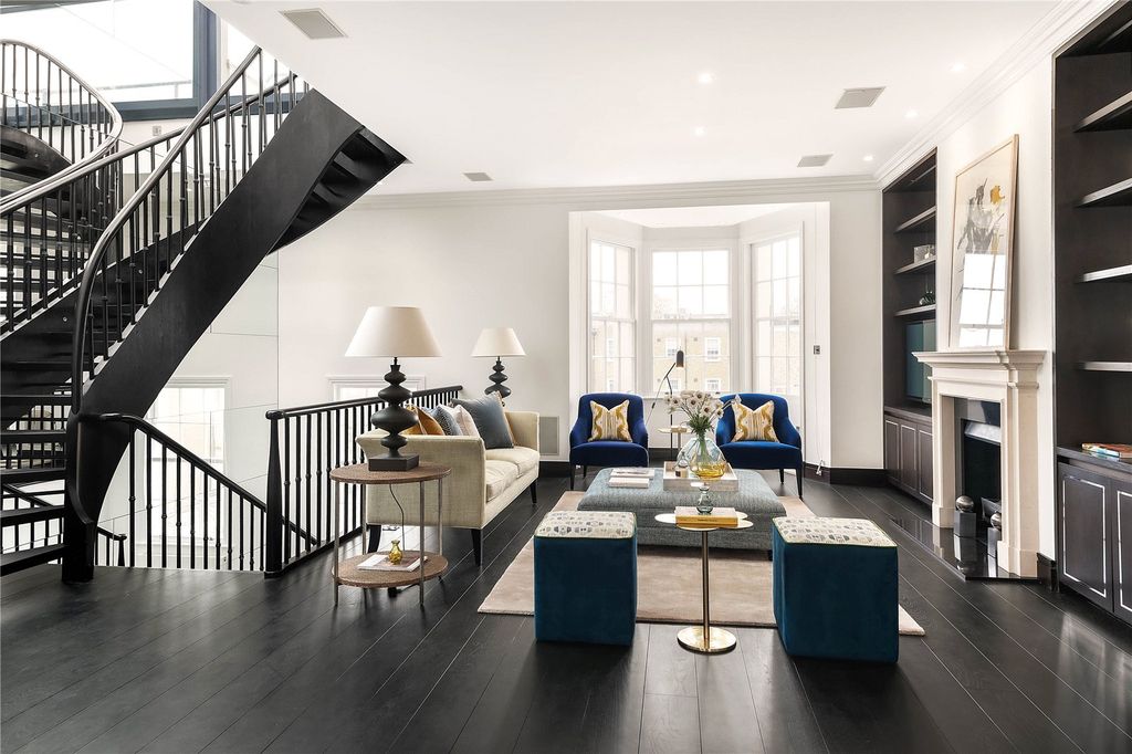 Property photo 3 of 13 Reception Room