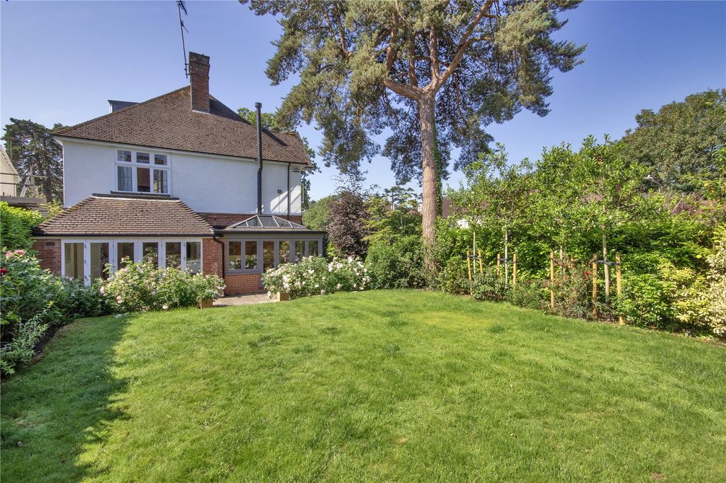 Property photo 2 of 14 Rear Garden