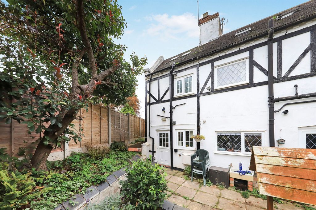 Property photo 2 of 12