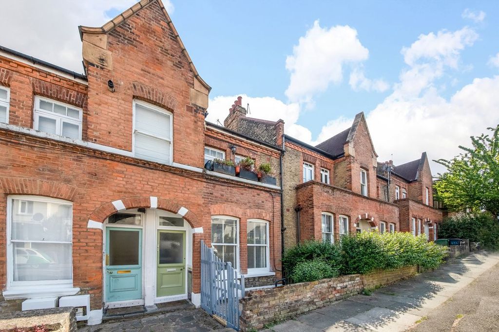 Property photo 1 of 7
