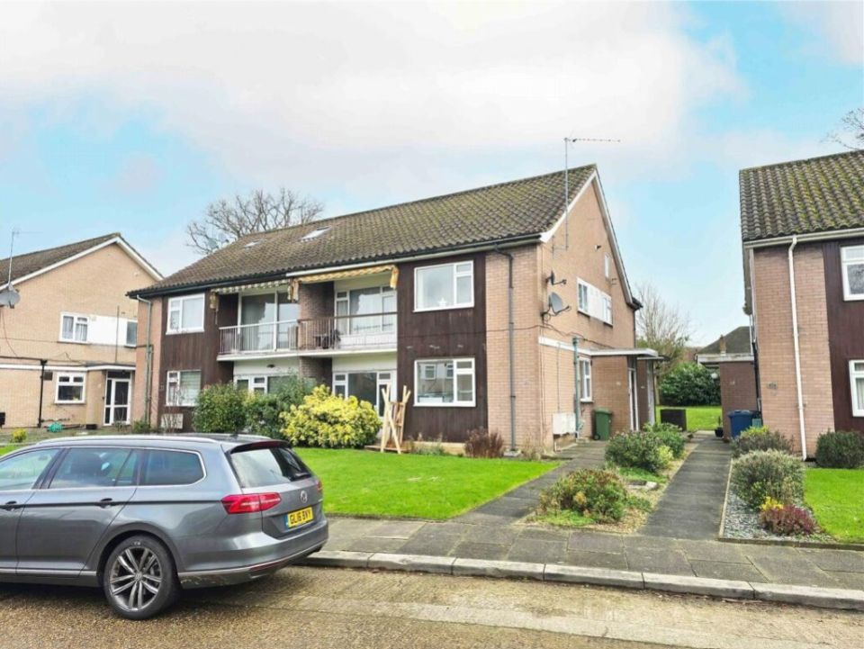 Property photo 1 of 10 Ha7 4Tg 1