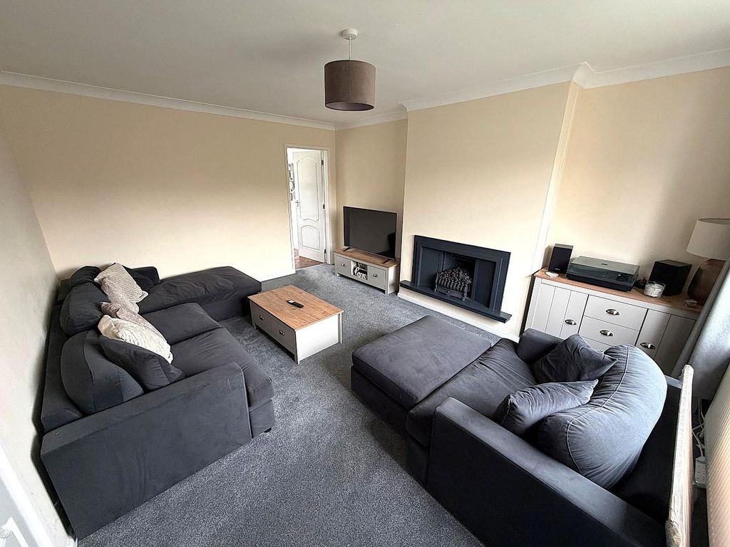 Property photo 3 of 14 7.Jpg