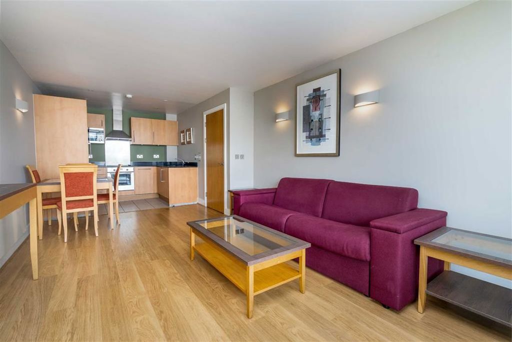 Property photo 3 of 6