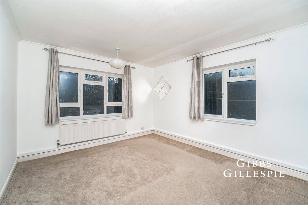 Property photo 3 of 13 Picture No. 11