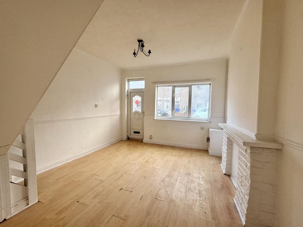 Property photo 3 of 12 3.Jpg