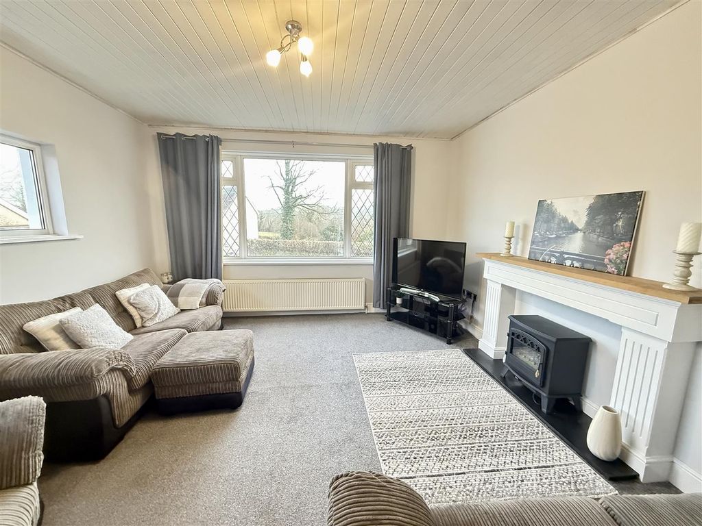 Property photo 2 of 44 Img_1675.Jpeg