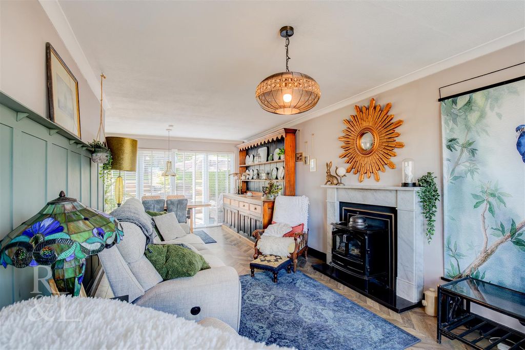 Property photo 3 of 30 Export-10.Jpg
