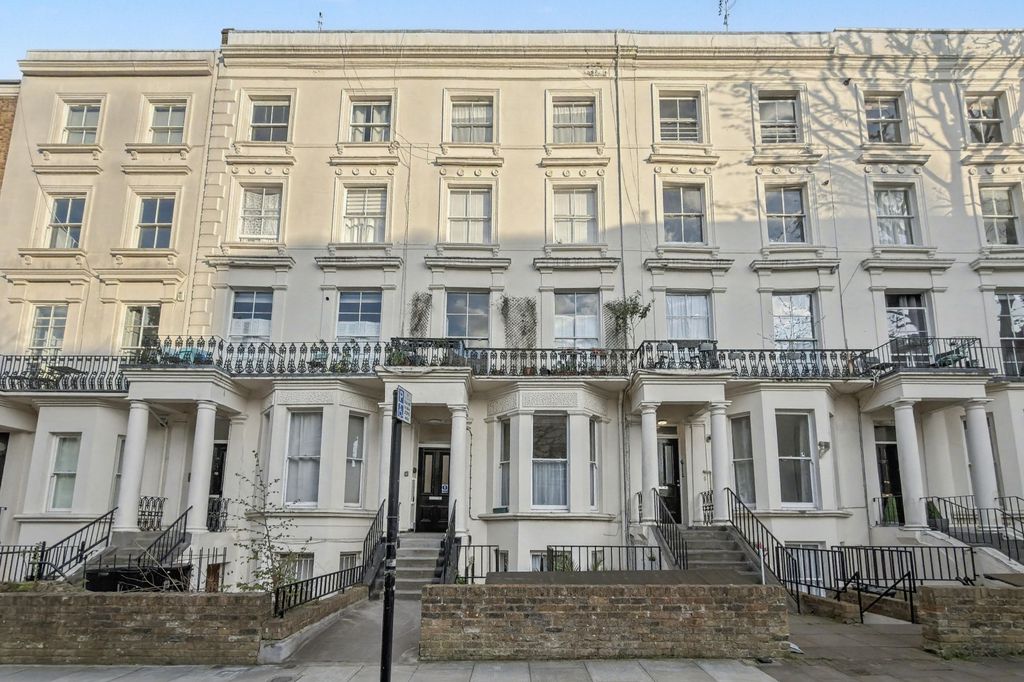Property photo 1 of 11 Flat B, 33 Belgrave Gardens, St John's Wood, London, Nw8 0Re