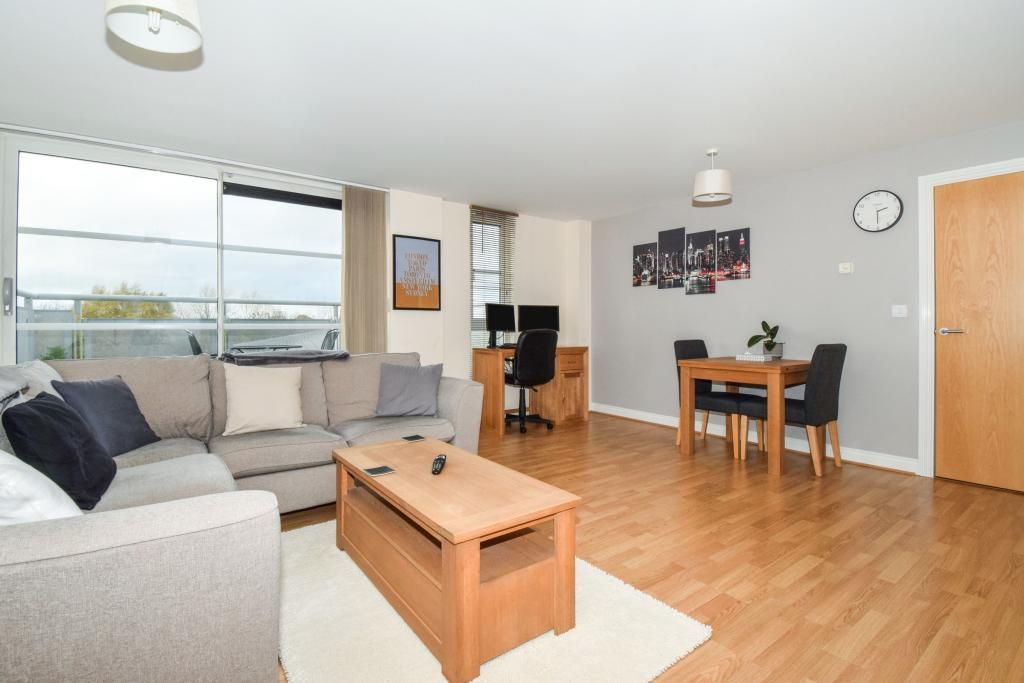 Property photo 2 of 14