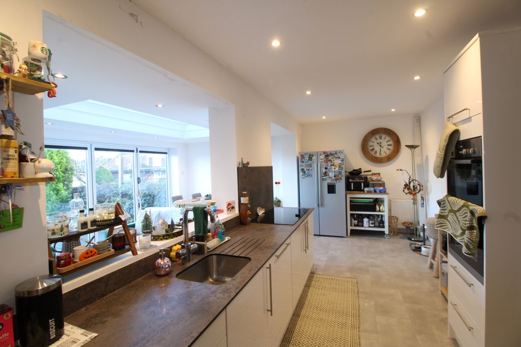 Property photo 2 of 10 Img_6903