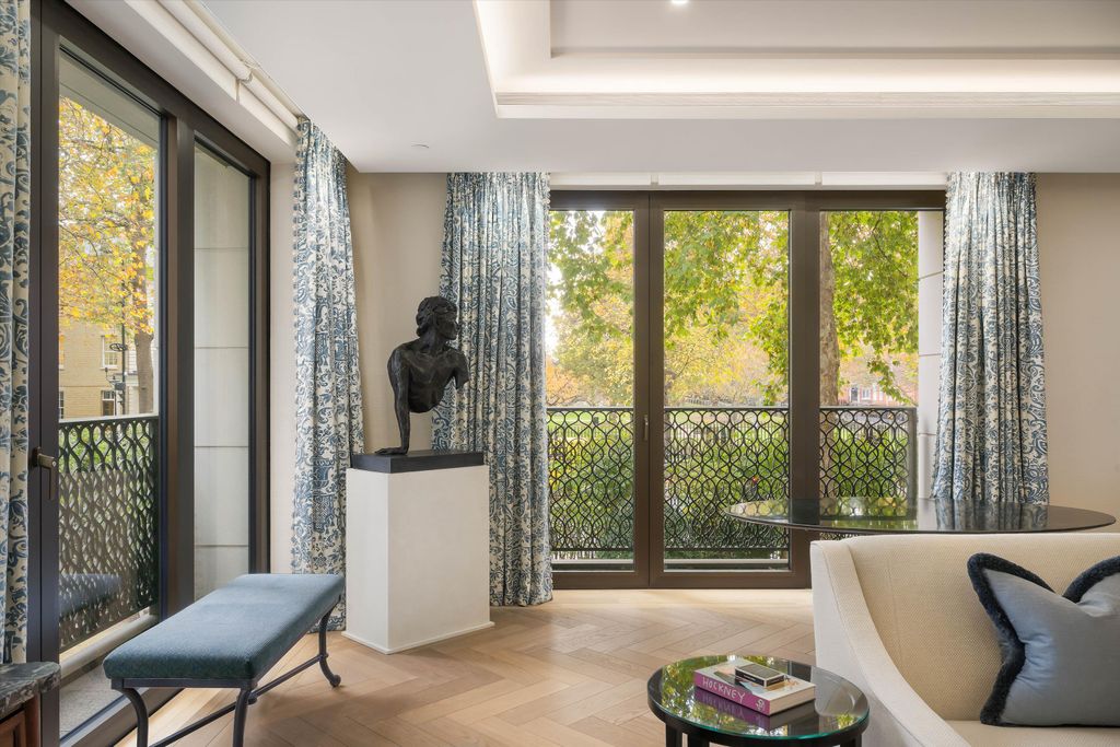 Property photo 2 of 8 Image