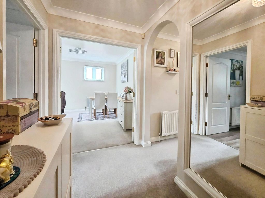 Additional image 7 of 2 bed maisonette for saleGray Place, Wokingham Road, Bracknell, Berkshire RG42