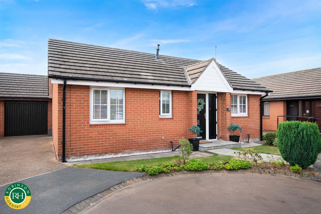 Property photo 2 of 12