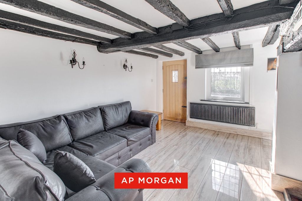 Property photo 3 of 16 Picture No. 06