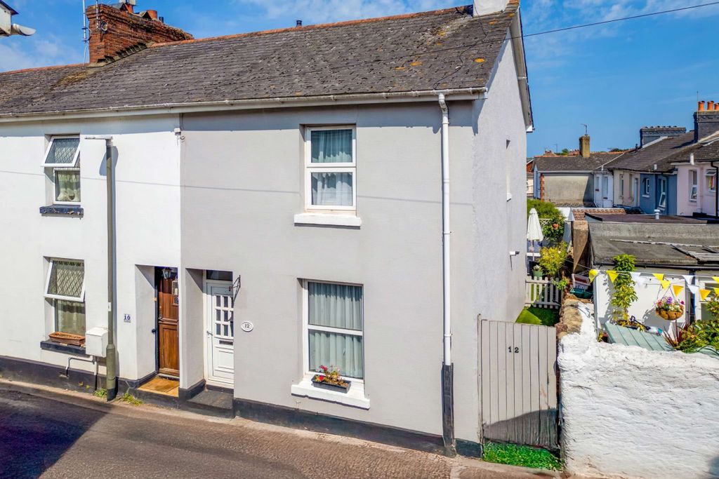 Property photo 1 of 19