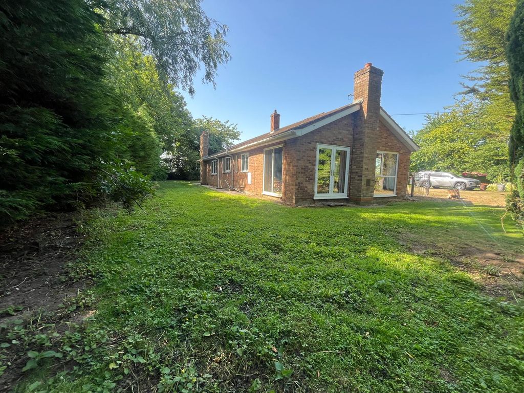 Property photo 2 of 18