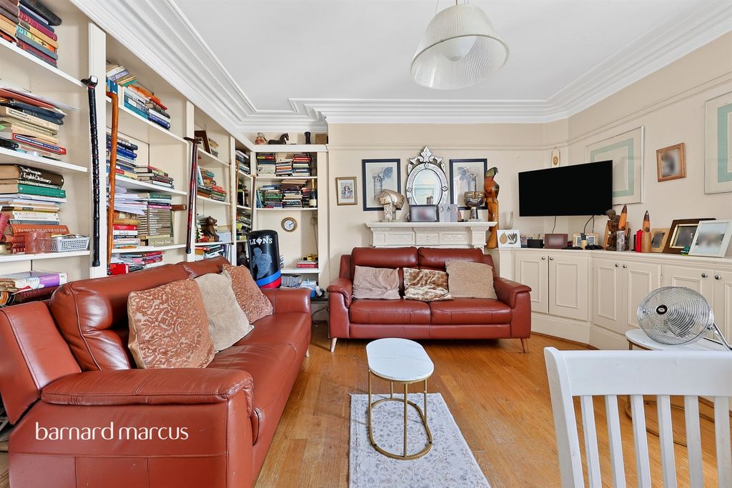 Property photo 1 of 21