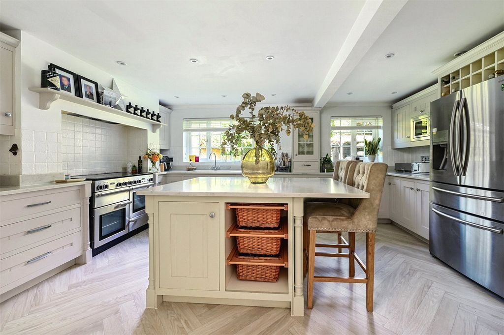 Property photo 3 of 22 Picture No. 05