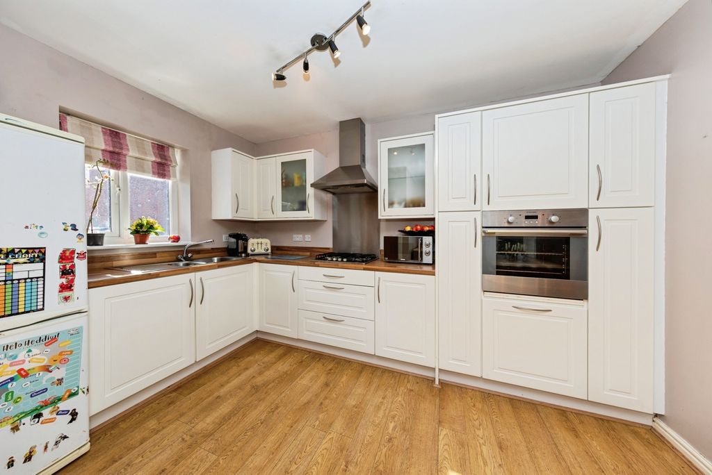 Property photo 2 of 22 Photo