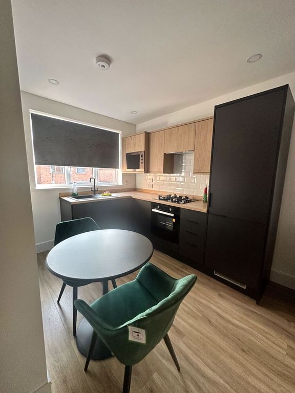 Property photo 3 of 8 Photo 2