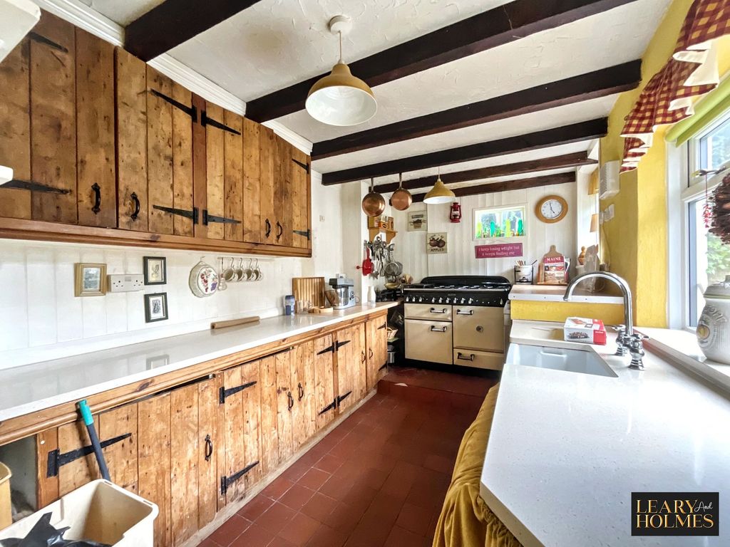 Property photo 3 of 17