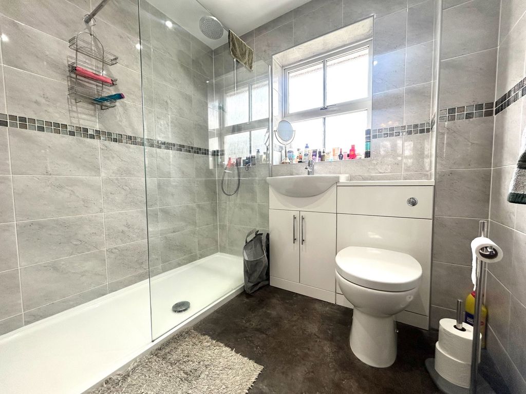 Additional image 17 of 4 bed detached house for saleBreamore Crescent, Earls Keep, Dudley DY1