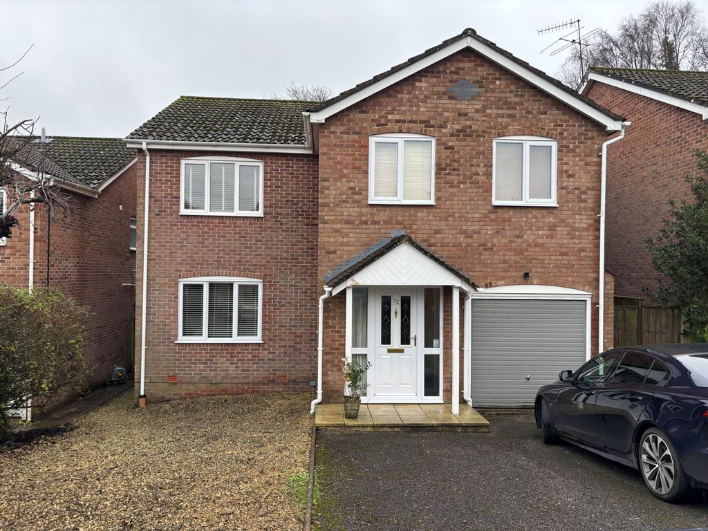 Property photo 1 of 11