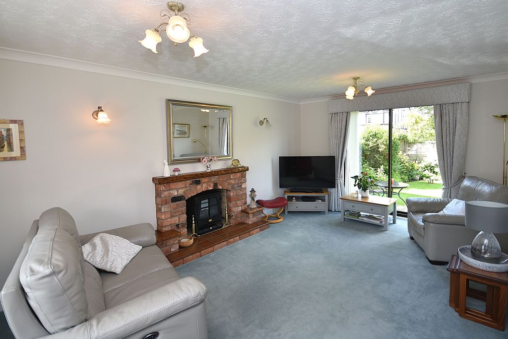 Property photo 3 of 16