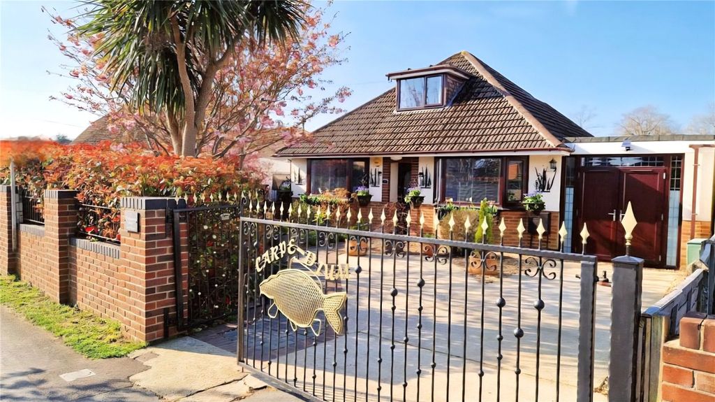 Property photo 1 of 18 Picture No. 23