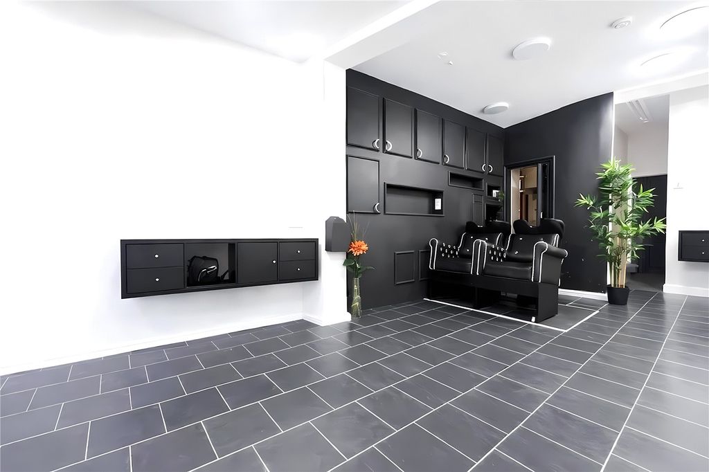 Property photo 3 of 7 Picture No. 03