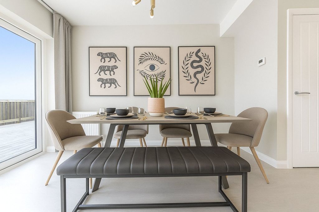 Property photo 2 of 13 Dining Example