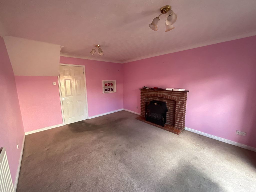 Property photo 3 of 9
