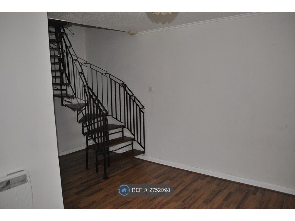 Property photo 2 of 4 Stairs