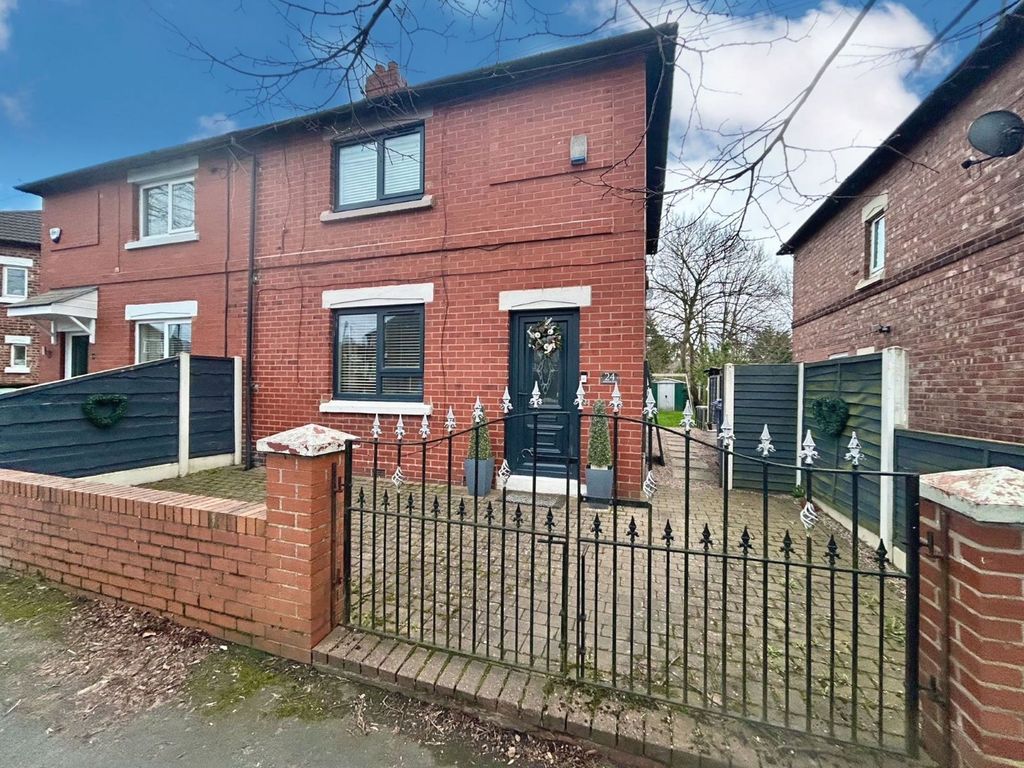 Property photo 1 of 17 Main