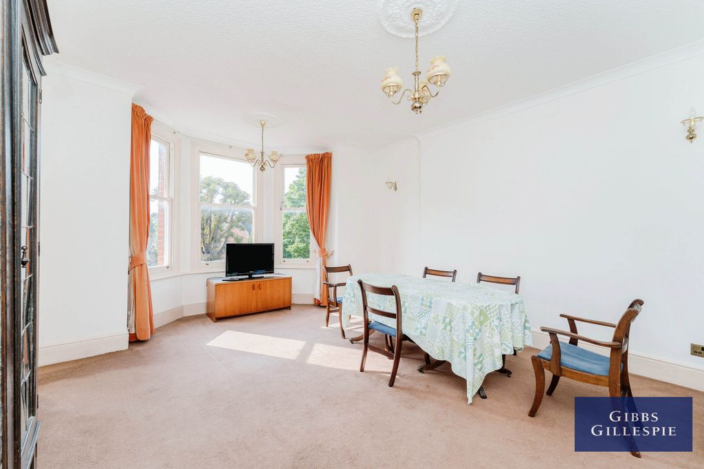 Property photo 3 of 16 Property Image