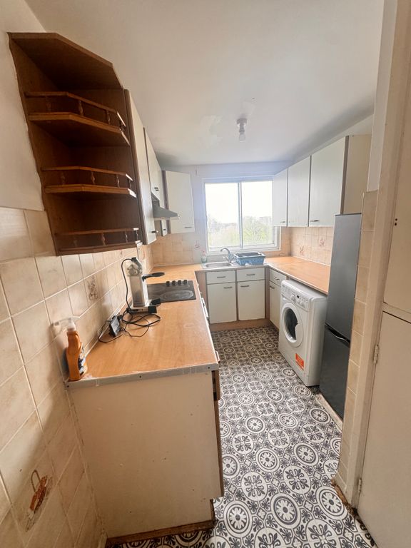 Property photo 3 of 4