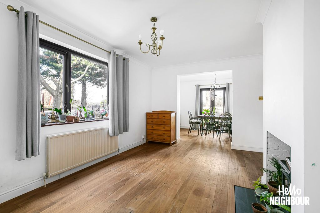 Property photo 1 of 22 Photo 0