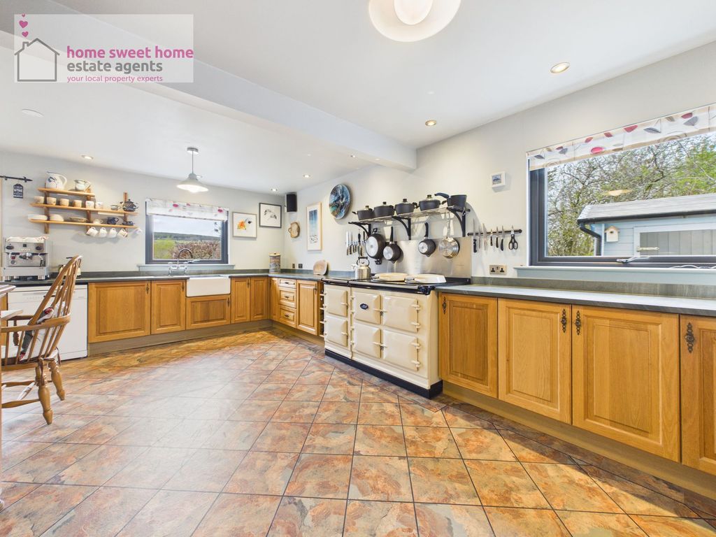 Property photo 3 of 68