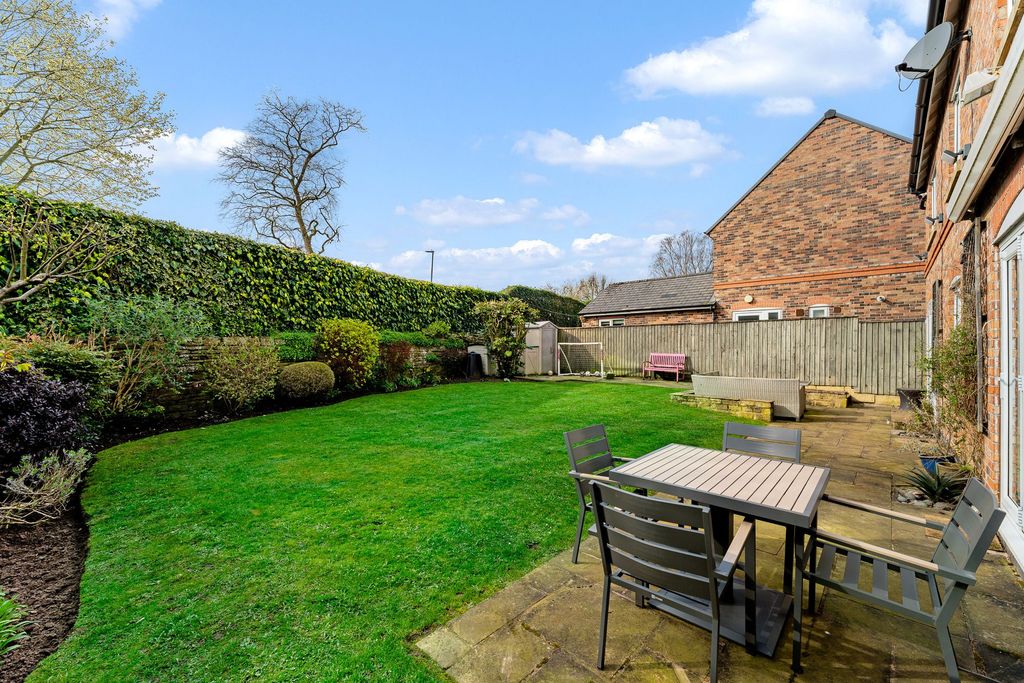 Additional image 28 of 5 bed detached house for saleBell Farm Court, Macclesfield SK10