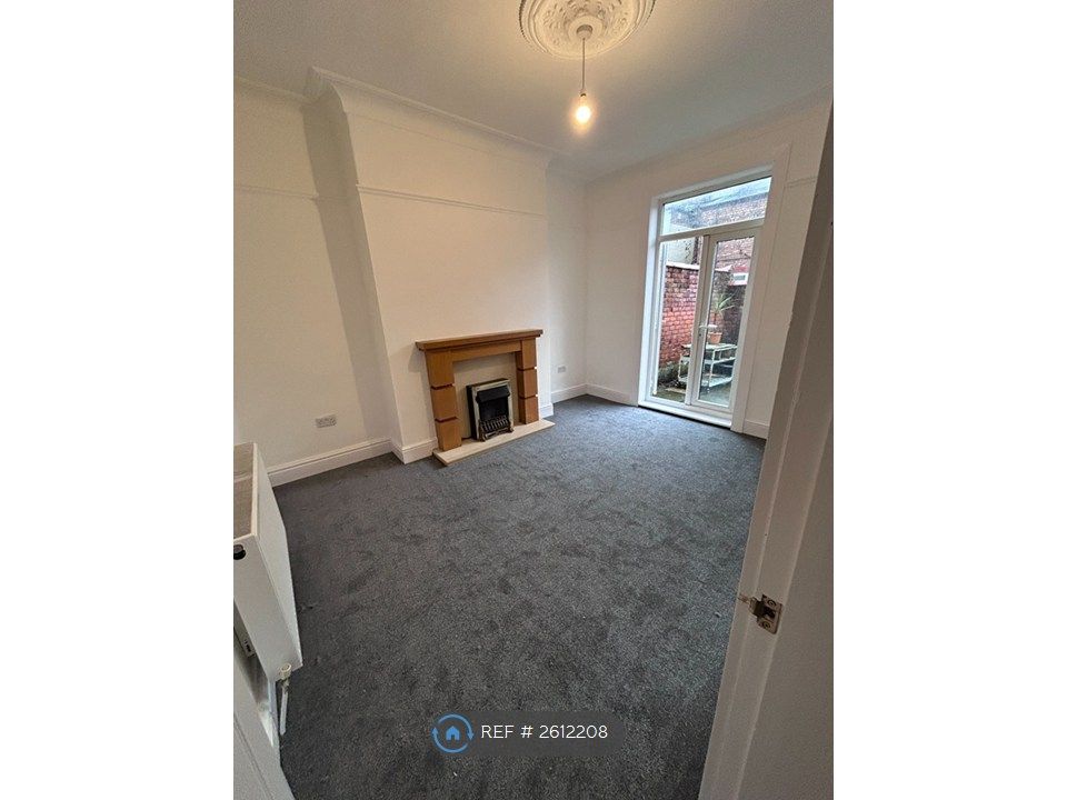 Property photo 2 of 18 Back Lounge/Dining Room