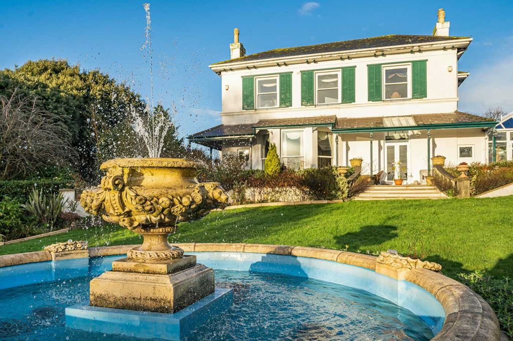 Property photo 1 of 37