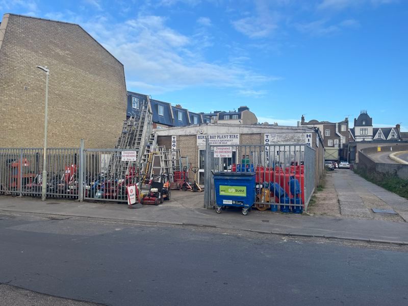 Property photo 1 of 10 Photo 10